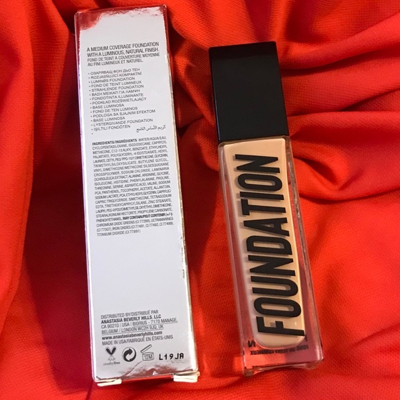 NIB Anastasia Luminous Foundation- 260N Light - Picture 3 of 8